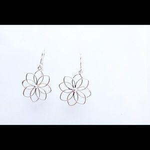 (REAL SILVER) Flower Drop Earrings